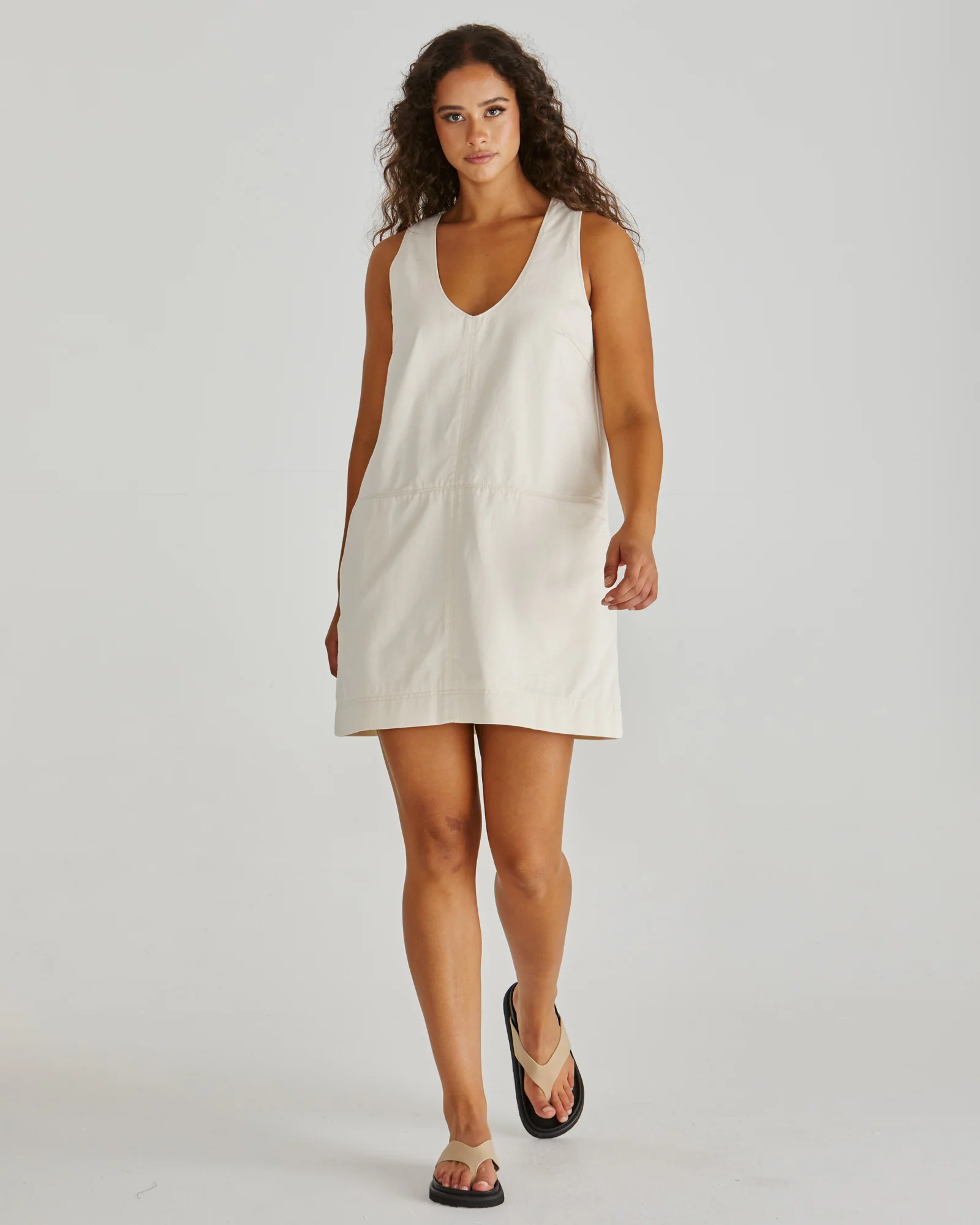 MARCY DENIM SHIFT DRESS - Parchment - Image 4