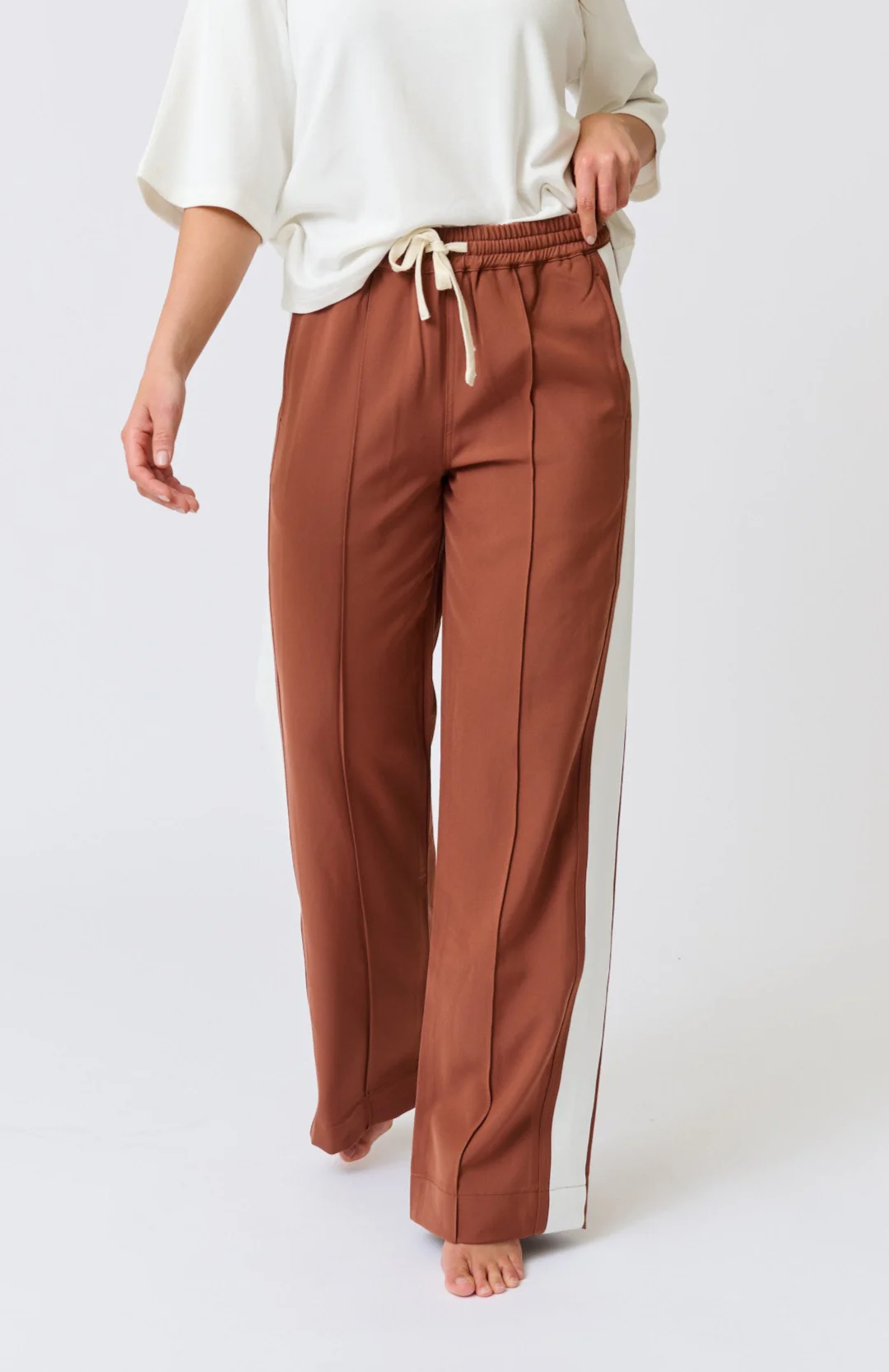 RAINA PANT - Rust